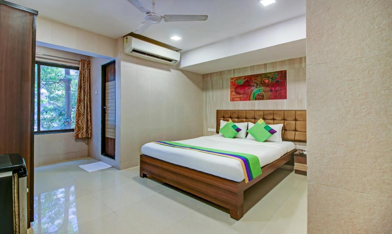 Treebo Lake Bloom Powai Mumbai Exterior photo