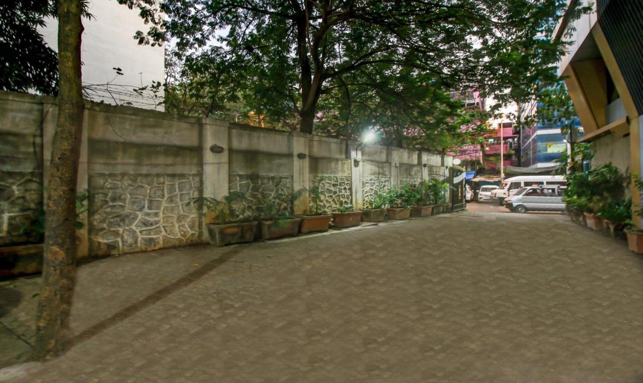 Treebo Lake Bloom Powai Mumbai Exterior photo